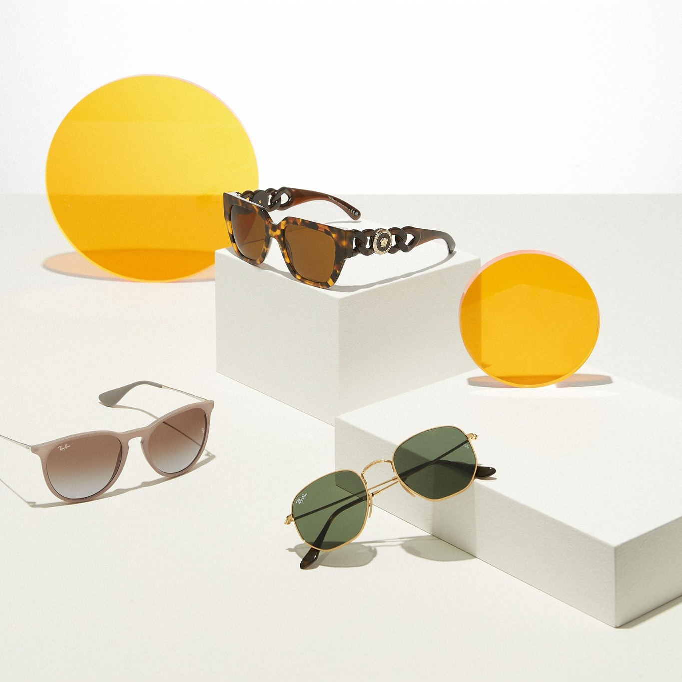 Sunglashut | Configurator Database